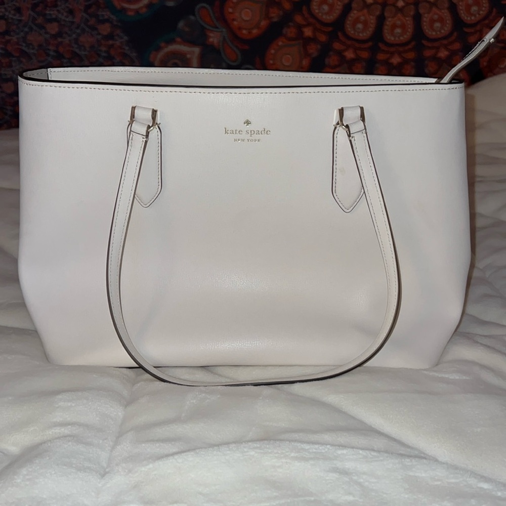 Kate Spade Medium Tote in WHITE